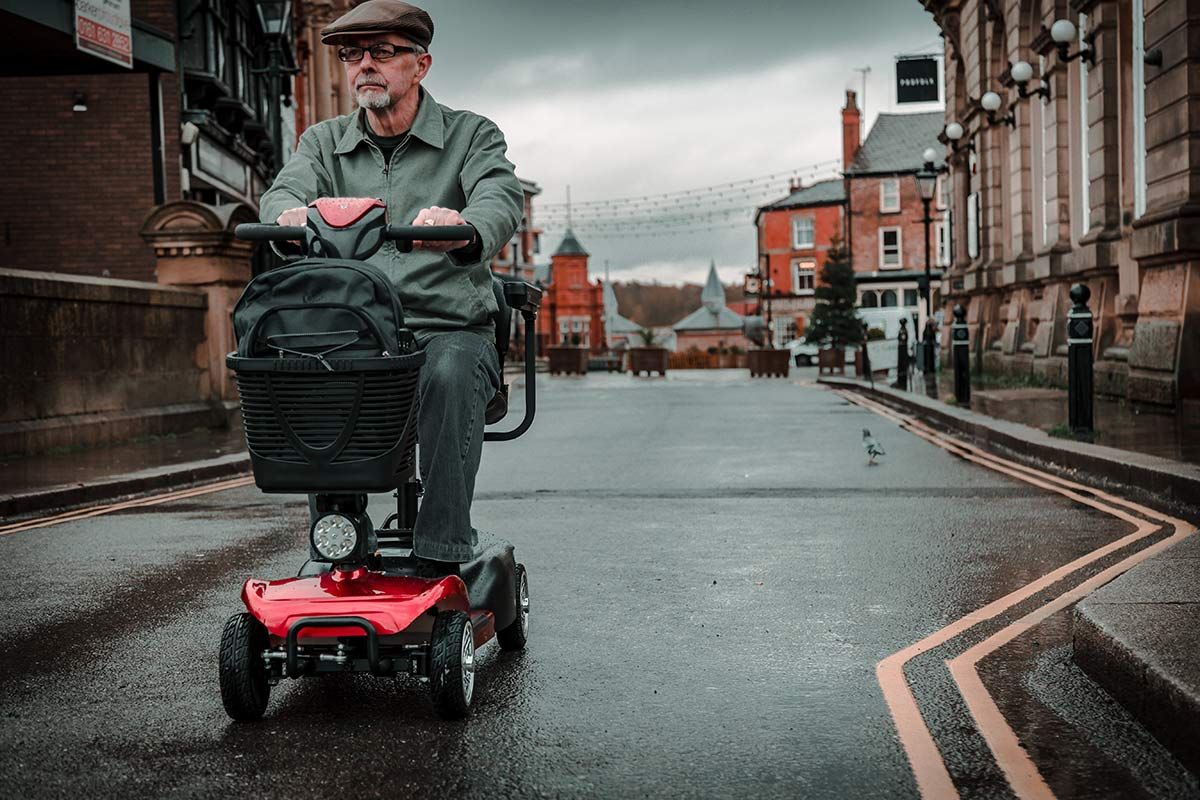 PAVEMENT LEGAL ELECTRIC MOBILITY SCOOTER – 20AH Lithium Battery